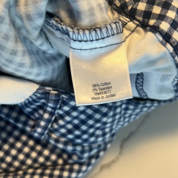 St. John’s Bay Bermuda Shorts, Size 8 - Picture 3 of 5